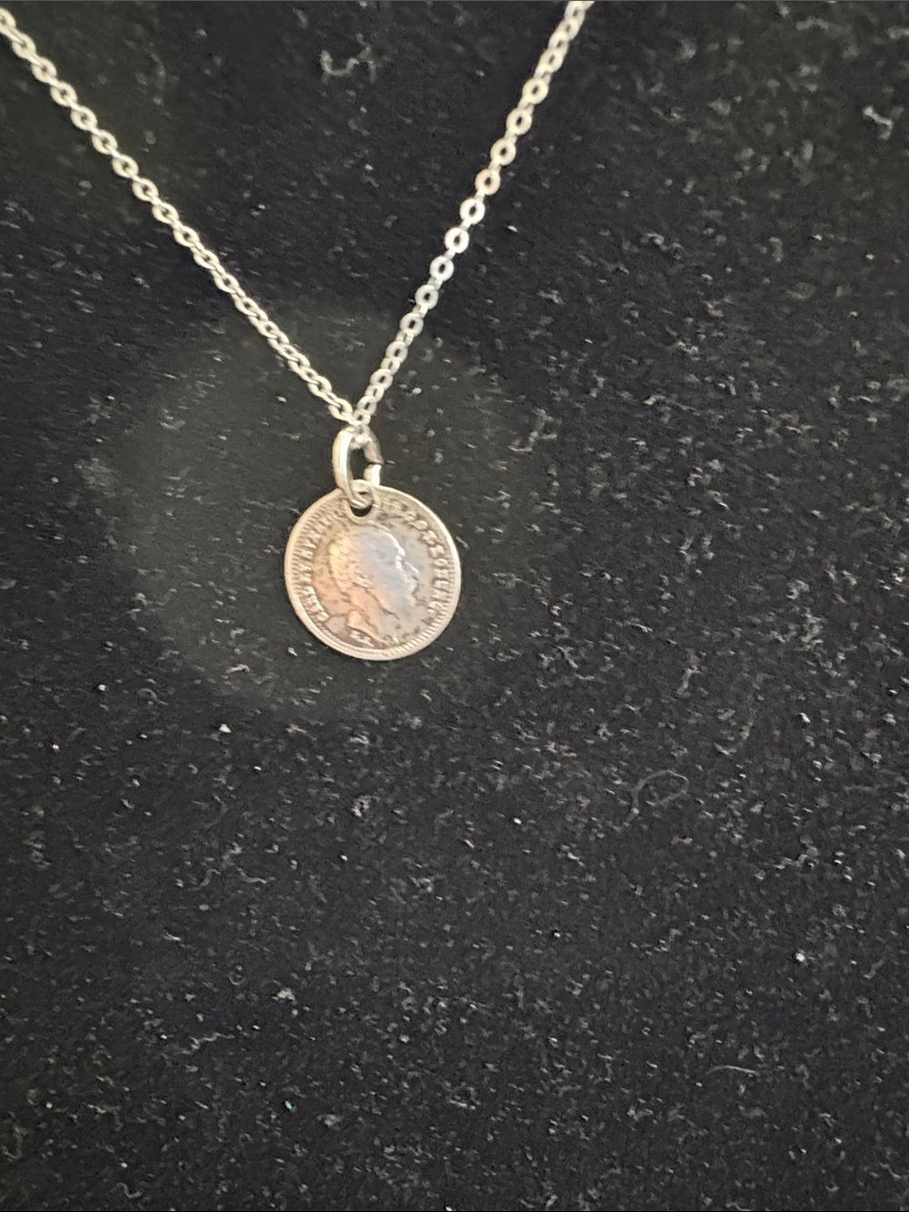 Silver Swedish 10 Ore 1859-1872 Pendant King Carl XVS And Chain - Picture 10 of 10